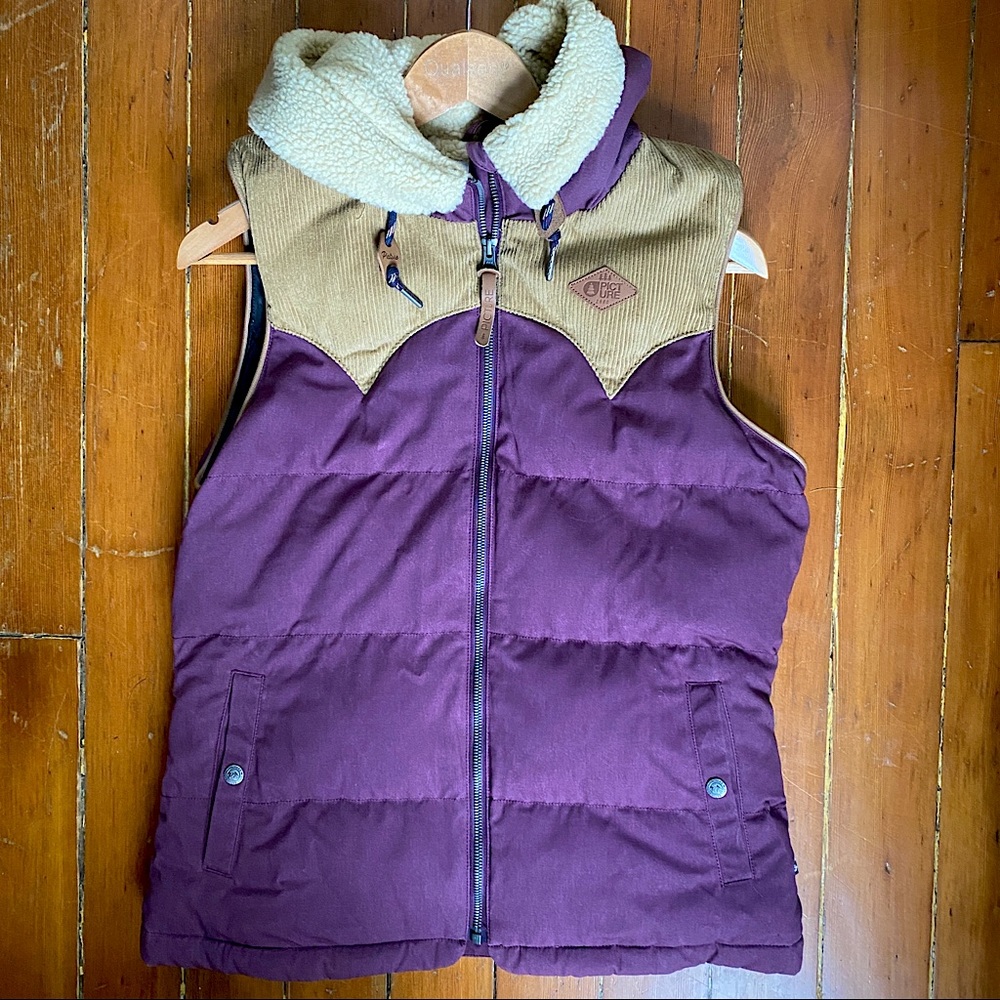 FALL DOWN HOODED VEST